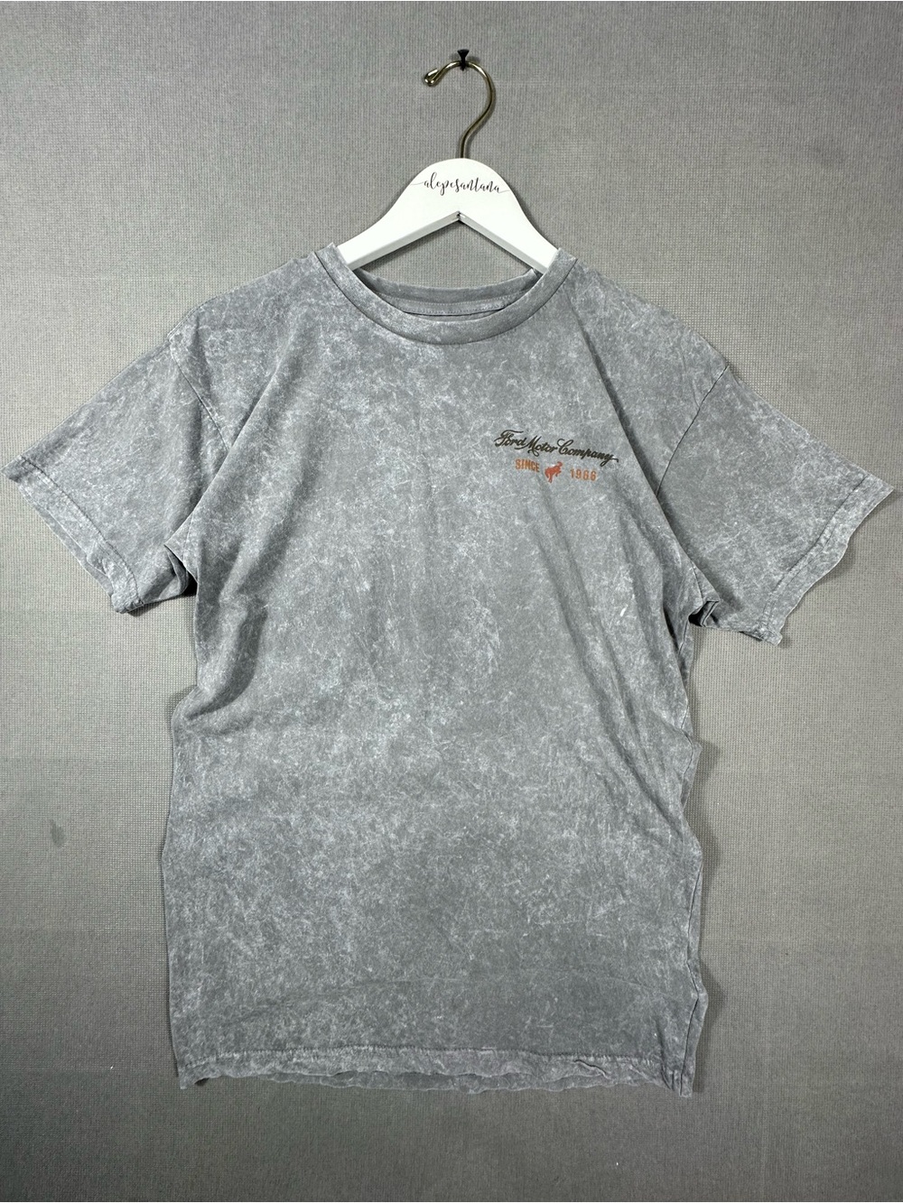 Ford Bronco Country Graphic T-Shirt – Gray Acid Wash – Size M – NWT